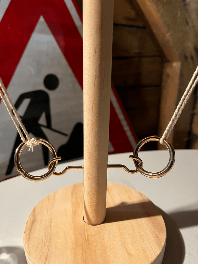 Houten haak en ringspel